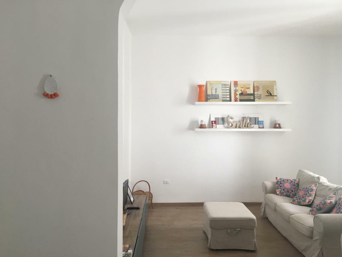 אוסטוני Appartamento Stella מראה חיצוני תמונה